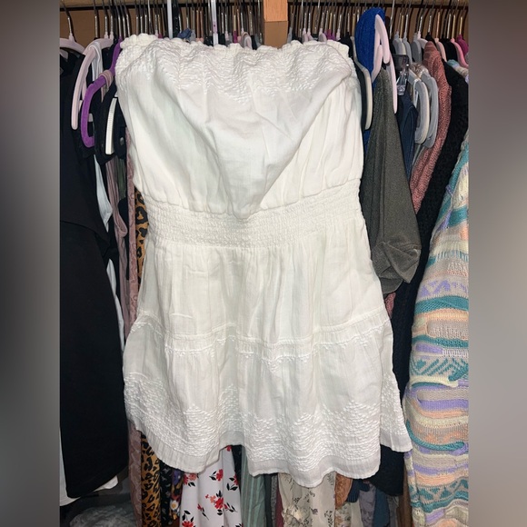 Hollister Dresses & Skirts - NWT Hollister strapless dress
